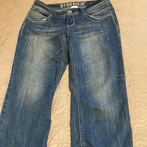 Hydraulic Capri’s Size 7/8